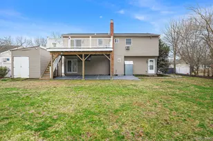 549 4th St, Ronkonkoma, NY 11779 - Photo 4