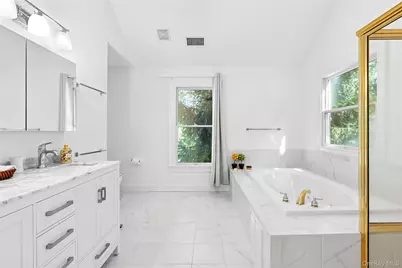 532 Blank Lane, Water Mill, NY 11976 - Photo 16