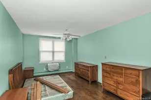 596 Broadway, Lynbrook, NY 11563 - Photo 10