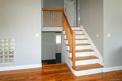 874 Seamans Neck Road, Seaford, NY 11783 - Photo 10