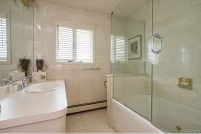 22 Willa Way, Massapequa, NY 11758 - Photo 12