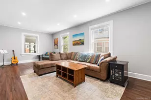 29 Howard Ave, White Plains, NY 10606 - Photo 6
