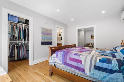 29 Howard Avenue, White Plains, NY 10606 - Photo 16