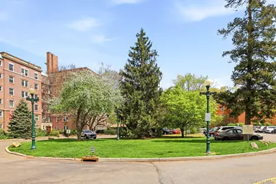 300 S Broadway #3D, Tarrytown, NY 10591 - Photo 2