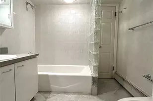 59-51 56th Dr, Maspeth, NY 11378 - Photo 20