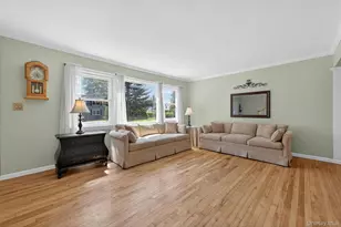 16 Roy Pl, Eastchester, NY 10709 - Photo 8