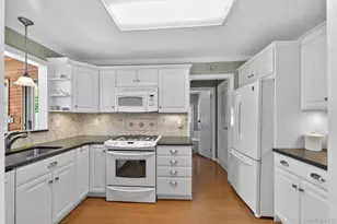 16 Roy Pl, Eastchester, NY 10709 - Photo 22