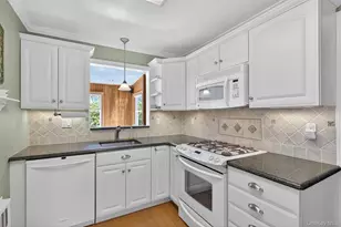 16 Roy Pl, Eastchester, NY 10709 - Photo 20