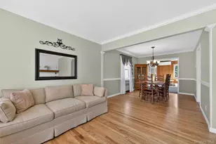 16 Roy Pl, Eastchester, NY 10709 - Photo 10