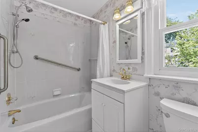 16 Roy Place, Eastchester, NY 10709 - Photo 28