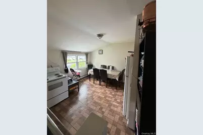 176 Kingfisher Road, Levittown, NY 11756 - Photo 22