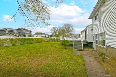 104 Charles Street, Massapequa, NY 11758 - Photo 32