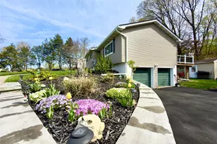 22 Buttermilk Dr, Poughkeepsie, NY 12601 - Photo 16