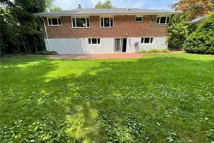 16 Jeannette Dr, Port Washington, NY 11050 - Photo 18