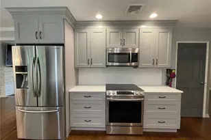 16 Jeannette Dr, Port Washington, NY 11050 - Photo 4