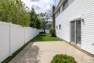 68 Madison Ave, Island Park, NY 11558 - Photo 24