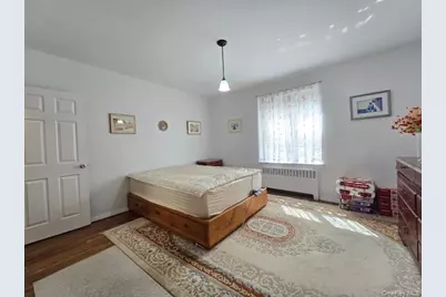 46 Grace Avenue #2J, Great Neck, NY 11021 - Photo 16