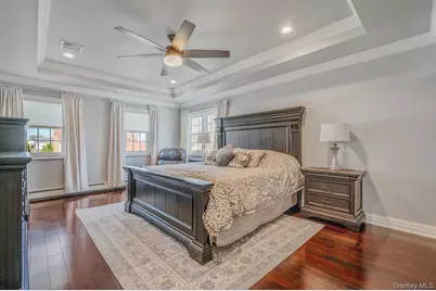 128 Pace Drive S, West Islip, NY 11795 - Photo 24