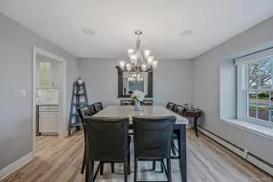 128 Pace Dr S, West Islip, NY 11795 - Photo 10