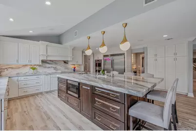 128 Pace Drive S, West Islip, NY 11795 - Photo 12