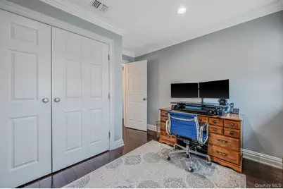 128 Pace Drive S, West Islip, NY 11795 - Photo 36