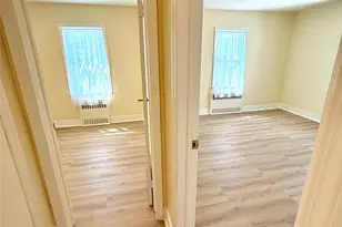 71-05 Loubet St, Forest Hills, NY 11375 - Photo 38