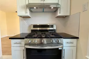 71-05 Loubet St, Forest Hills, NY 11375 - Photo 20