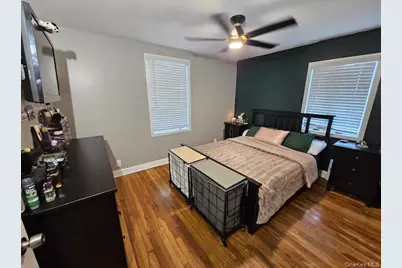 18 Robert Street, Freeport, NY 11520 - Photo 10