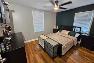 18 Robert St, Freeport, NY 11520 - Photo 10