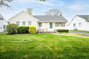 762 Durham Rd, East Meadow, NY 11554 - Photo 2