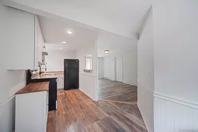 32 Dewey Street, Port Jefferson Station, NY 11776 - Photo 6