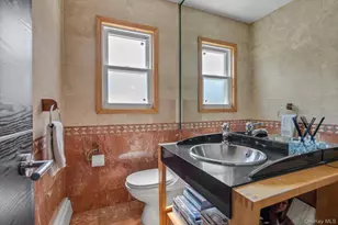 700 Sherwood St, Woodmere, NY 11581 - Photo 12