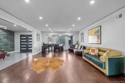 700 Sherwood Street, Woodmere, NY 11581 - Photo 4