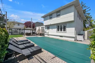 700 Sherwood St, Woodmere, NY 11581 - Photo 22