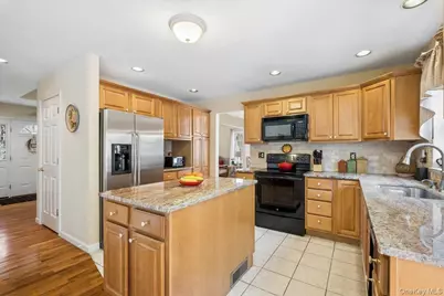 64 Oscawana Heights Road, Putnam Valley, NY 10579 - Photo 12
