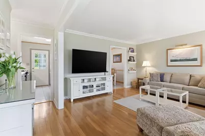 2 Selden Drive, East Northport, NY 11731 - Photo 4