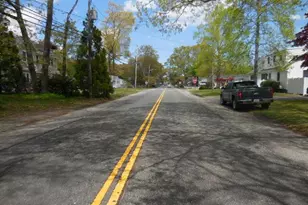 194 Phyllis Dr, Patchogue, NY 11772 - Photo 16