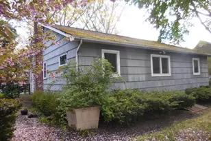 194 Phyllis Dr, Patchogue, NY 11772 - Photo 10