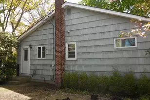 194 Phyllis Dr, Patchogue, NY 11772 - Photo 8