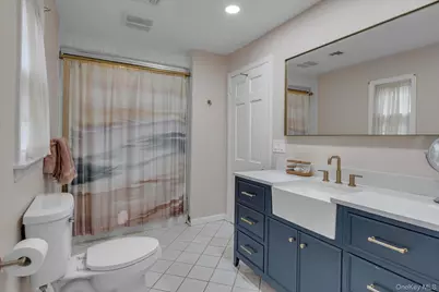 4 Dolphins Rise, Lloyd Harbor, NY 11743 - Photo 12