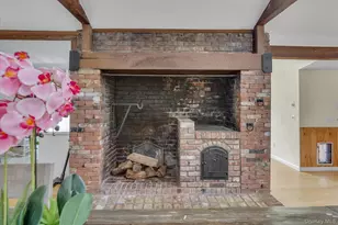 4 Dolphins Rise, Lloyd Harbor, NY 11743 - Photo 6