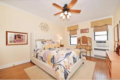 21 Barstow Road #6-L, Great Neck, NY 11021 - Photo 16