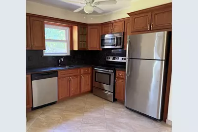 29 Butler Street #1, Glen Cove, NY 11542 - Photo 6