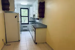83-20 98th St, Woodhaven, NY 11421 - Photo 6