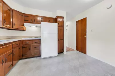 29 Butler Street #2, Glen Cove, NY 11542 - Photo 10