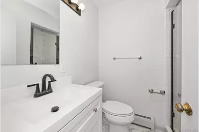 105 Coachlight Square, Montrose, NY 10548 - Photo 16