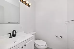 105 Coachlight Square, Montrose, NY 10548 - Photo 4