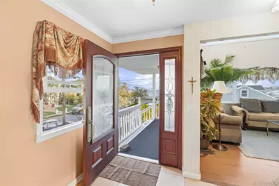 106 Irving Avenue, Freeport, NY 11520 - Photo 4