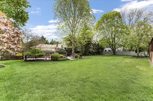 1 Nita St, East Northport, NY 11731 - Photo 28