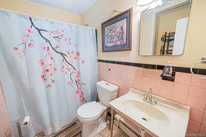 115 Irish Lane, East Islip, NY 11730 - Photo 10